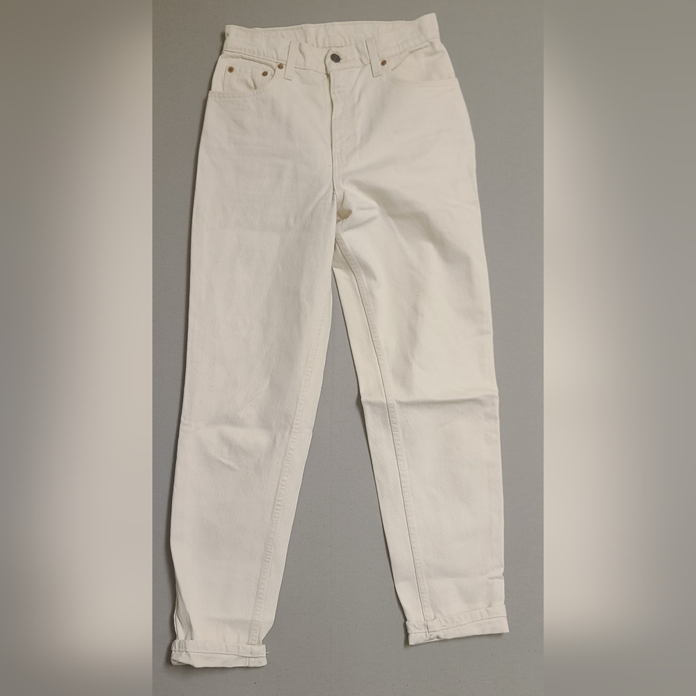 Levis 551 Women’s Jeans Size 6 White Tapered Leg 100% Cotton Made In USA